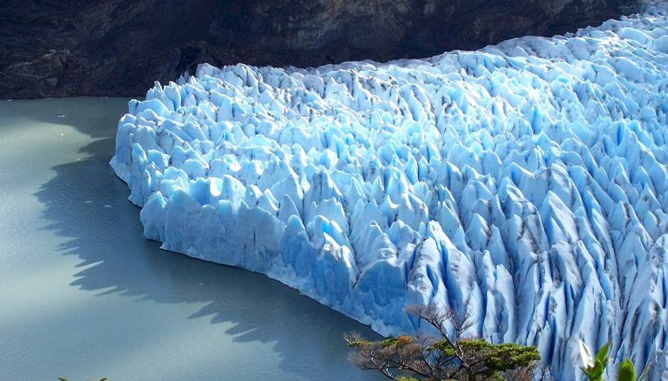Acuerdo por ley de glaciares sólo restringe la actividad minera en parques nacionales