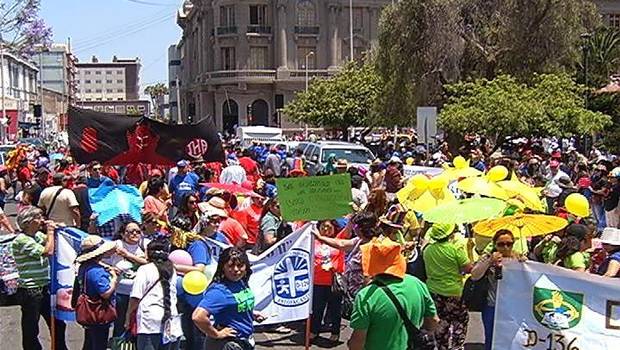 Masiva marcha contra la contaminación en Antofagasta